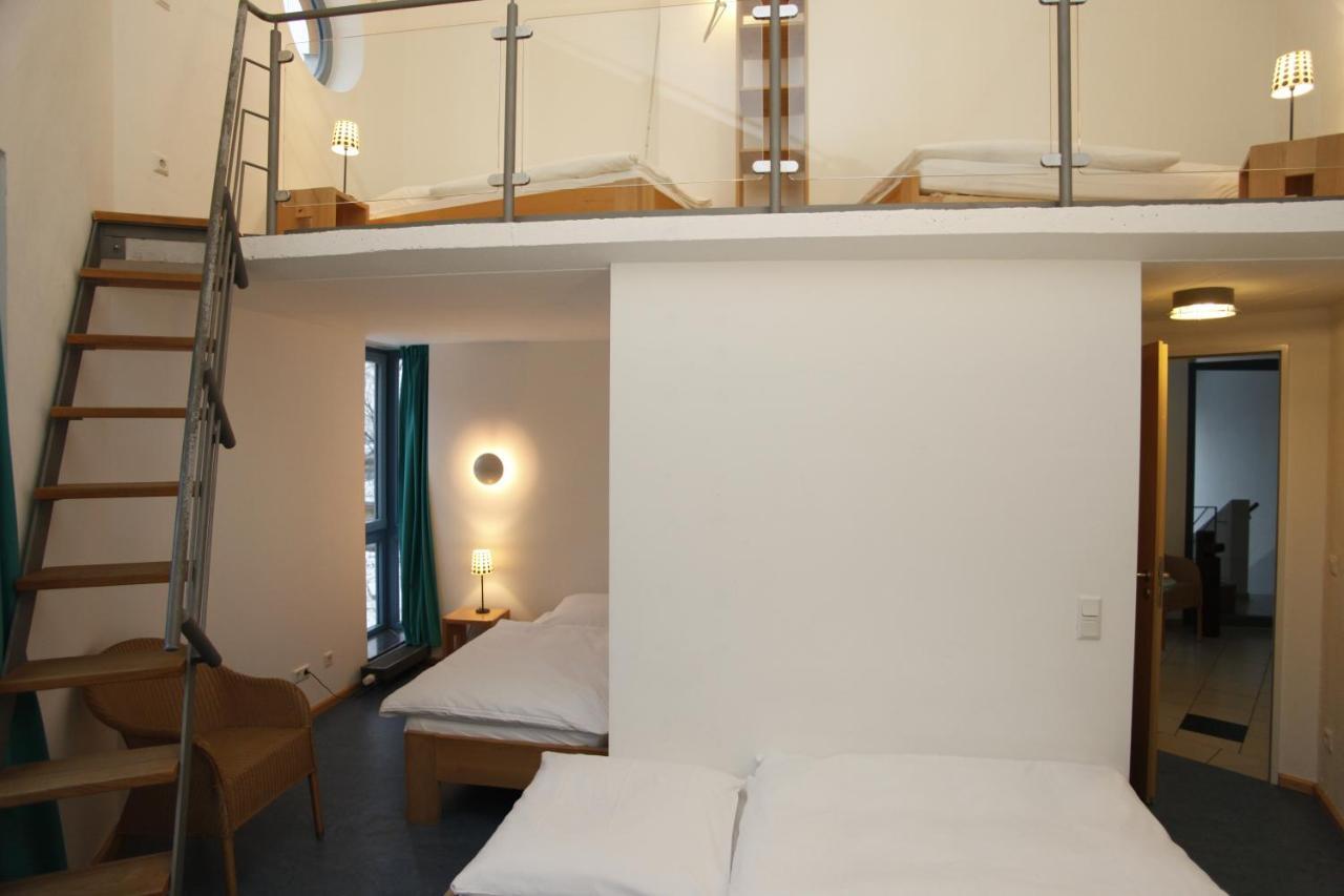 Alanus Gastehaus Hotel Alfter Exterior photo