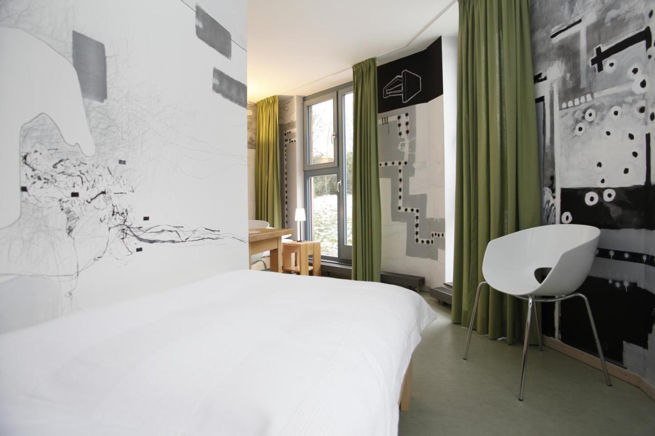 Alanus Gastehaus Hotel Alfter Exterior photo